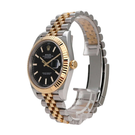 Rolex Datejust 41 Edelstahl Gelbgold 126333 Schwarz Jubile-Band mit schwarzem Zifferblatt und 18 kt Gelbgold Akzenten