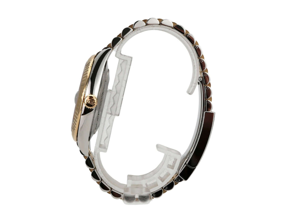 Rolex Datejust 41 Edelstahl Gelbgold 126333 Schwarz Jubile-Band seitliche Ansicht des Armbands.