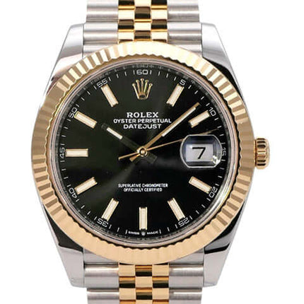 Rolex Datejust 41 Edelstahl Gelbgold 126333 Schwarz Jubile-Band mit schwarzem Zifferblatt und Jubilé-Armband.