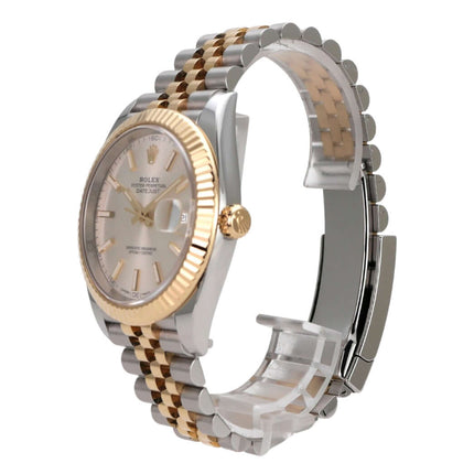 Rolex Datejust 41 Edelstahl Gelbgold 126333 Silber Jubile-Band mit poliertem Gehäuse und Jubile-Armband.