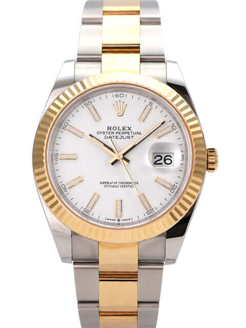 Rolex Datejust 41 Edelstahl Gelbgold 126333 Weiß mit weißem Zifferblatt und 18 kt Gelbgold-Lünette.