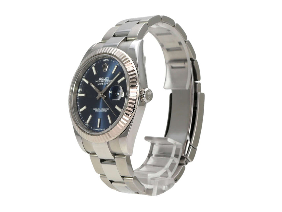 Rolex Datejust 41 Edelstahl Weißgold 126334 Blau mit blauem Zifferblatt und 18 kt Weißgold Lünette.
