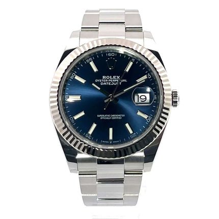 Rolex Datejust 41 Edelstahl Weißgold 126334 Blau mit 41 mm Gehäuse, blauem Zifferblatt und Oyster Edelstahlband. Aus 2022, Automatikwerk.