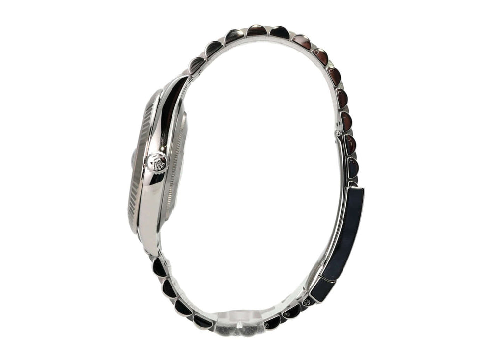 Rolex Datejust 41 Edelstahl Weißgold 126334 Blau Dia Jubile-Band seitliche Ansicht, poliertes Jubilé-Armband