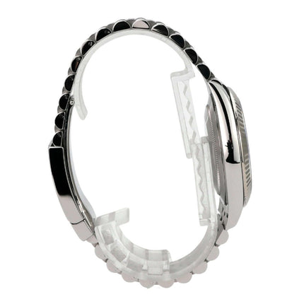 Rolex Datejust 41 Edelstahl Weißgold 126334 Blau Dia Jubile-Band seitliche Ansicht des Armbands