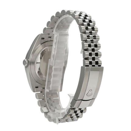 Rolex Datejust 41 Edelstahl Weißgold 126334 Blau Dia Jubile-Band seitliche Ansicht mit Jubile Edelstahlband.