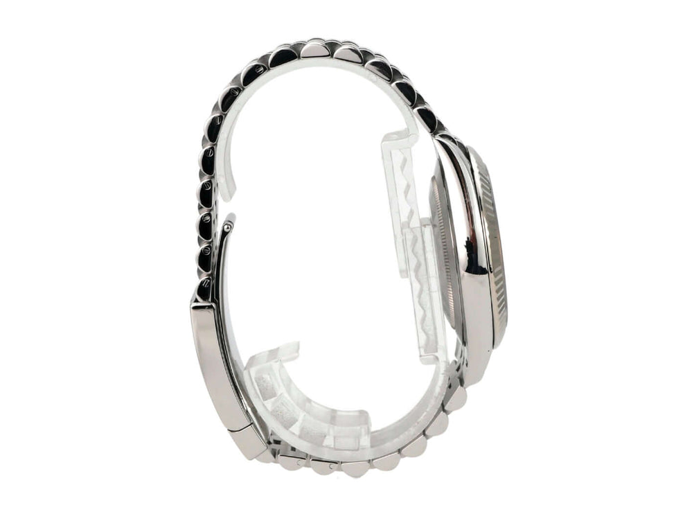 Rolex Datejust 41 Edelstahl Weißgold 126334 Blau Jubile-Band Seitenansicht des Armbands und Gehäuses