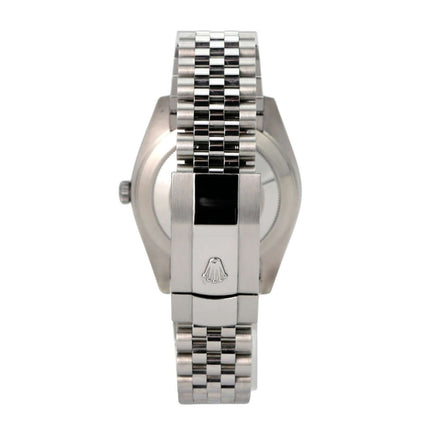 Rolex Datejust 41 Edelstahl Weißgold 126334 Blau Jubile-Band Rückansicht des Armbands mit Logo.