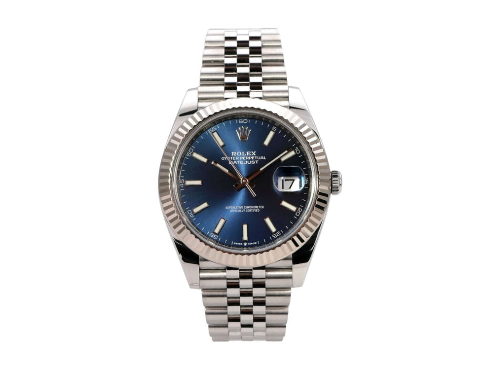 Rolex Datejust 41 Edelstahl Weißgold 126334 Blau Jubile-Band mit blauem Zifferblatt und Jubilé-Armband.