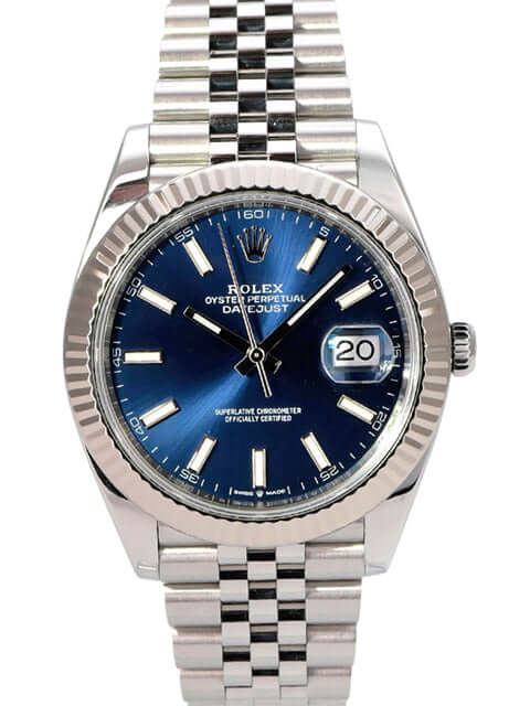 Rolex Datejust 41 Edelstahl Weißgold 126334 Blau Jubile-Band Uhr mit blauem Zifferblatt und Jubile Armband.