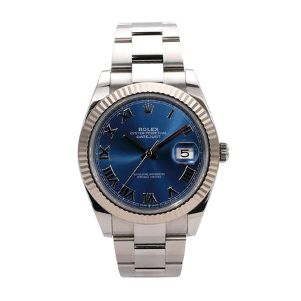 Rolex Datejust 41 Edelstahl Weißgold 126334 Blau Römisch mit blauem Zifferblatt und römischen Ziffern.