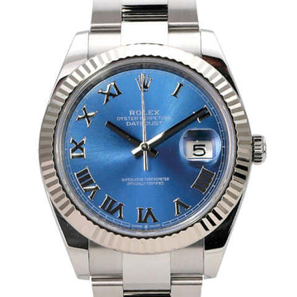 Rolex Datejust 41 Edelstahl Weißgold 126334 Blau Römisch Automatik Armbanduhr mit blauem Zifferblatt und römischen Ziffern.