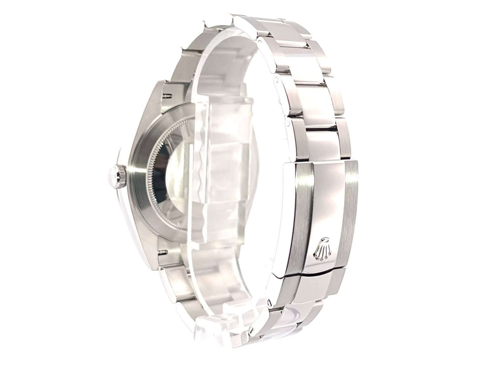Rückansicht der Rolex Datejust 41 Edelstahl Weißgold 126334 mit Oyster-Armband und Faltschließe in Edelstahl, detailreicher Blick auf das Uhrengehäuse.