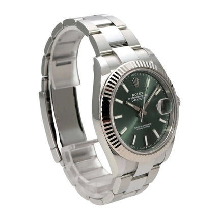 Rolex Datejust 41 Edelstahl Weißgold 126334 Mint Green mit mintgrünem Zifferblatt und Edelstahl-Armband.