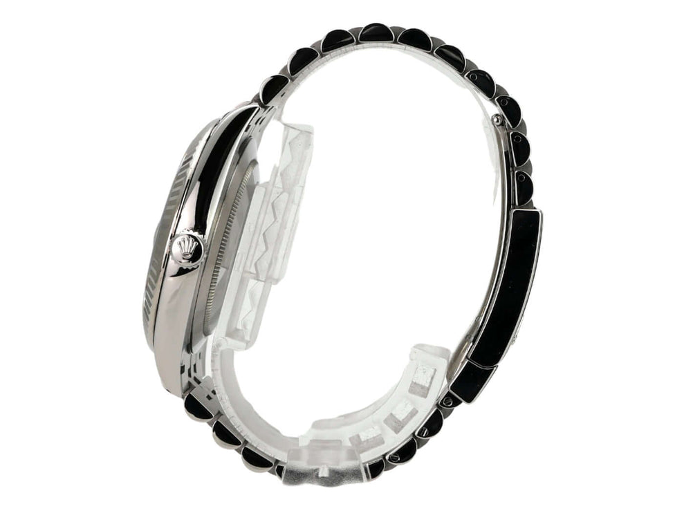 Rolex Datejust 41 Edelstahl Weißgold 126334 Mint Green Jubile-Band seitliche Ansicht mit Jubilé Armband.