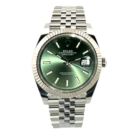 Rolex Datejust 41 Edelstahl Weißgold 126334 mit mintgrünem Zifferblatt und Jubile-Band, poliert und satiniert, 41mm Gehäuse.