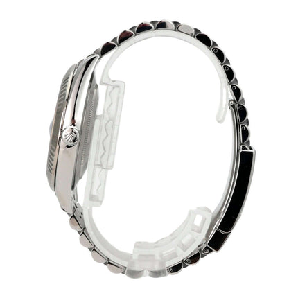 Rolex Datejust 41 Edelstahl Weißgold 126334 Mint Green Jubile-Band seitliche Ansicht mit Edelstahlarmband.