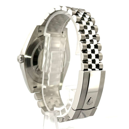 Rolex Datejust 41 Edelstahl Weißgold 126334 Rückansicht des polierten und satinierten Edelstahl-Jubile-Armbands.