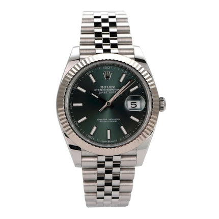 Rolex Datejust 41 Edelstahl Weißgold 126334 Mint Green Jubile-Band mit mintgrünem Zifferblatt und jubilee Armband.