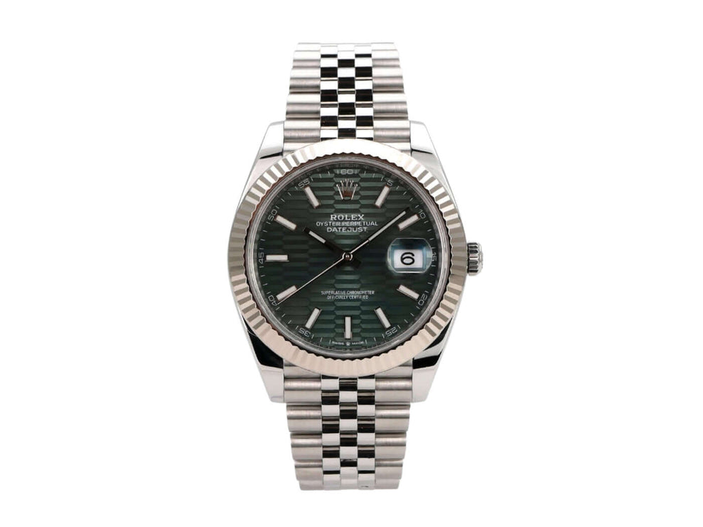 Rolex Datejust 41 Edelstahl Weißgold 126334 Mint Green Riffelmuster Jubile mit Jubile-Armband und 41 mm Gehäuse.