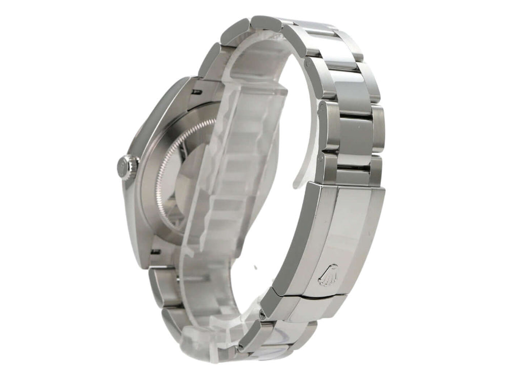 Seitenansicht der Rolex Datejust 41 Edelstahl Weißgold 126334 Rhodium mit poliertem Oyster-Armband.