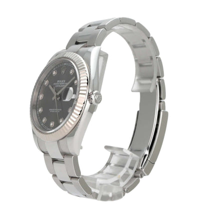 Rolex Datejust 41 Edelstahl mit rhodiumfarbenem Diamantzifferblatt und 18 kt Weißgold Lünette, seitliche Ansicht.