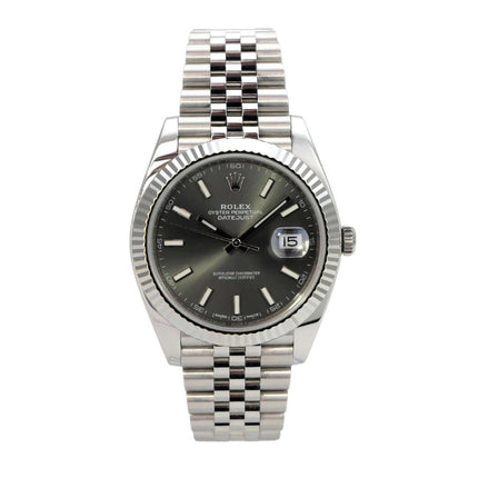 Rolex Datejust 41 Edelstahl Weißgold 126334 Rhodium Jubile-Band mit rhodiumfarbenem Zifferblatt und Jubilé-Armband