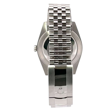 Rückansicht der Rolex Datejust 41 Edelstahl Weißgold 126334 mit Jubiläumsarmband, poliert und satiniert, elegante Faltschließe.