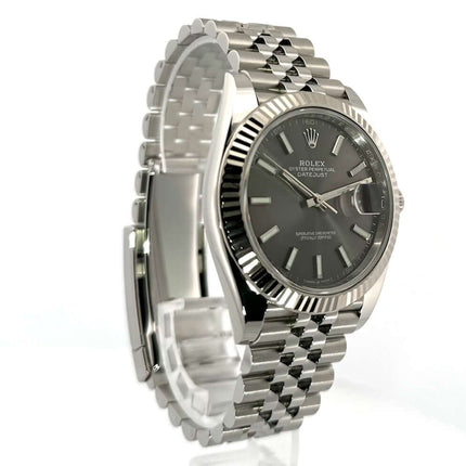 Rolex Datejust 41 Ref. 126334 Edelstahl/Weißgold mit Rhodium Zifferblatt und Jubile-Band, 18 kt Weißgold Lünette, seitliche Ansicht