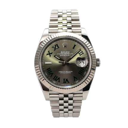 Rolex Datejust 41 Edelstahl Weißgold 126334 Rhodium Römisch Jubile-Band mit poliertem Gehäuse und Jubilé-Armband.