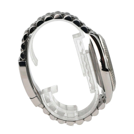 Rolex Datejust 41 Edelstahl Weißgold 126334 Rhodium Römisch Jubile-Band Ansicht des Jubile-Armbands und der Faltschließe.