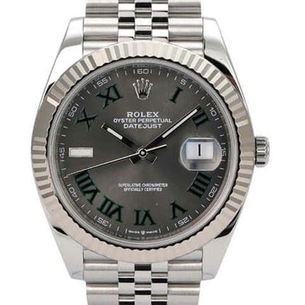 Rolex Datejust 41 Edelstahl Weißgold 126334 Rhodium Römisch Jubile-Band in polierter Edelstahl-Optik.