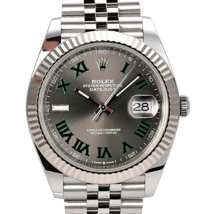 Rolex Datejust 41 Edelstahl Weißgold 126334 Rhodium Römisch Jubile-Band mit rhodiumfarbenem Zifferblatt und römischen Ziffern.