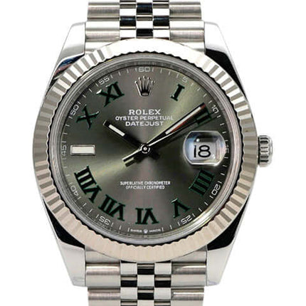 Rolex Datejust 41 Edelstahl Weißgold 126334 Rhodium Römisch Jubile-Band mit rhodiumfarbenem Zifferblatt und Jubilé-Armband.