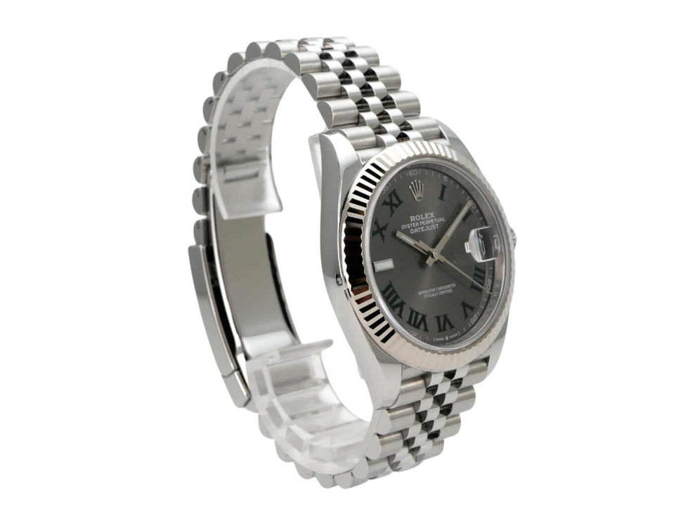 Rolex Datejust 41 Edelstahl Weißgold 126334 Rhodium Römisch Jubile-Band mit rhodiumfarbenem Zifferblatt und Jubilé-Armband.