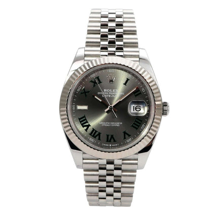 Rolex Datejust 41 Edelstahl Weißgold 126334 Rhodium Römisch Jubile-Band mit rhodiumfarbenem Zifferblatt und Jubilé-Armband.