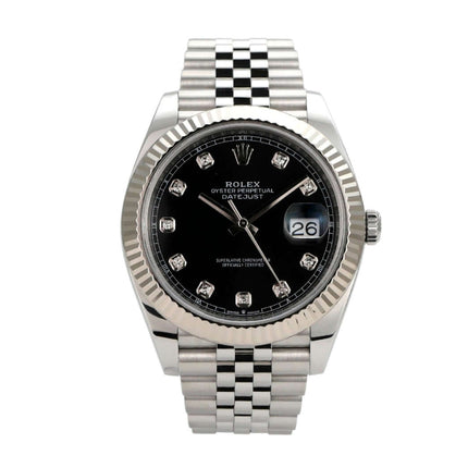 Rolex Datejust 41 Edelstahl Weißgold 126334 mit schwarzem Diamantzifferblatt und Jubile-Band.