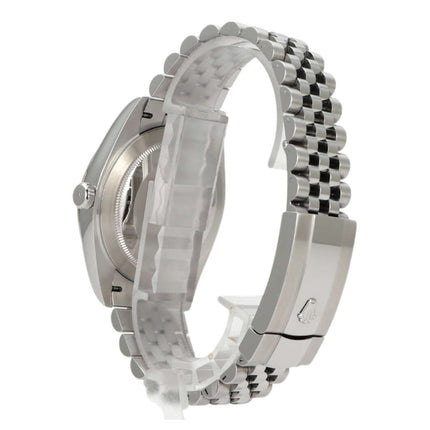 Rolex Datejust 41 Edelstahl Weißgold 126334 mit Jubile-Band, seitliche Ansicht der Uhr mit poliertem Gehäuse.