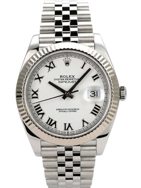 Rolex Datejust 41 Edelstahl Weißgold 126334 Weiß R Jubile-Band mit weißem Zifferblatt und römischen Ziffern.