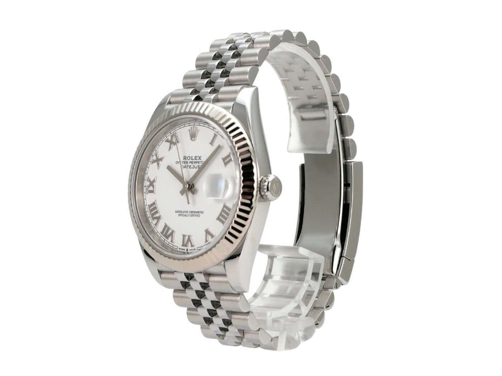 Rolex Datejust 41 Edelstahl Weißgold 126334 Weiß R Jubile-Band mit weißem Zifferblatt und römischen Ziffern.