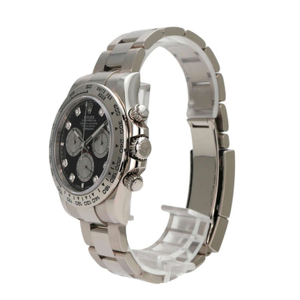 Rolex Daytona Weißgold 126509 Schwarz Diamant seitliche Ansicht mit schwarzem Zifferblatt und 18 kt Weißgold-Band.