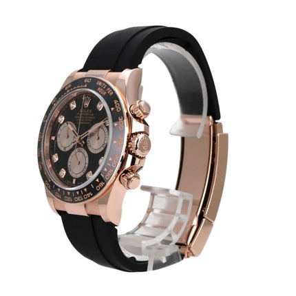 Rolex Daytona Everose-Gold 126515LN Schwarz Diamant Oysterflex in schwarzem Design mit Diamantzifferblatt.