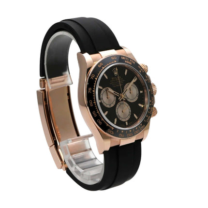 Rolex Daytona Everose-Gold 126515LN mit schwarzem Oysterflex-Armband und schwarzem Zifferblatt