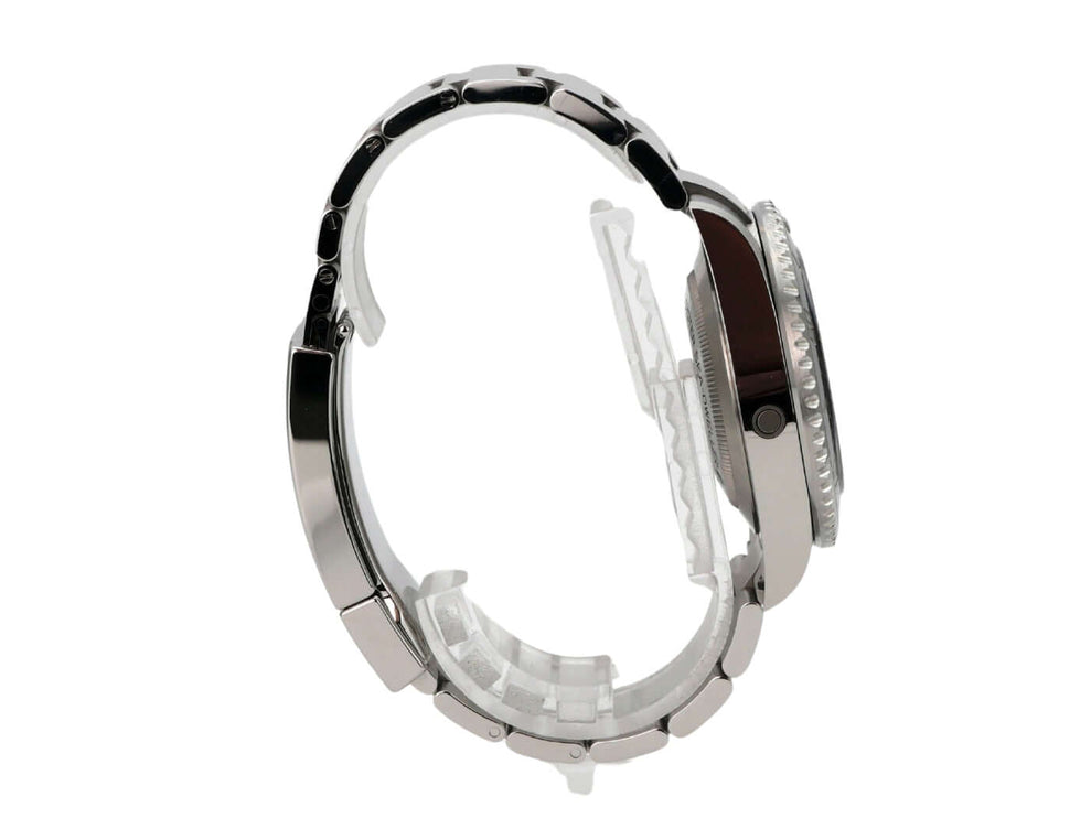 Seitenansicht der Rolex Sea-Dweller Ref. 126600 MK1 mit poliertem Edelstahl-Gehäuse und Oyster-Armband