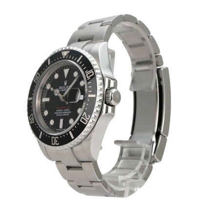 Rolex Sea-Dweller Ref. 126600 Luxus-Uhr mit schwarzem Zifferblatt und Edelstahlarmband.