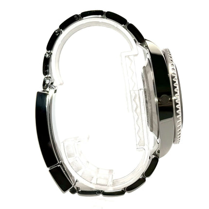 Seitenansicht der Rolex Sea-Dweller Ref. 126600 aus Edelstahl mit schwarzer Keramiklünette und Oyster Armband