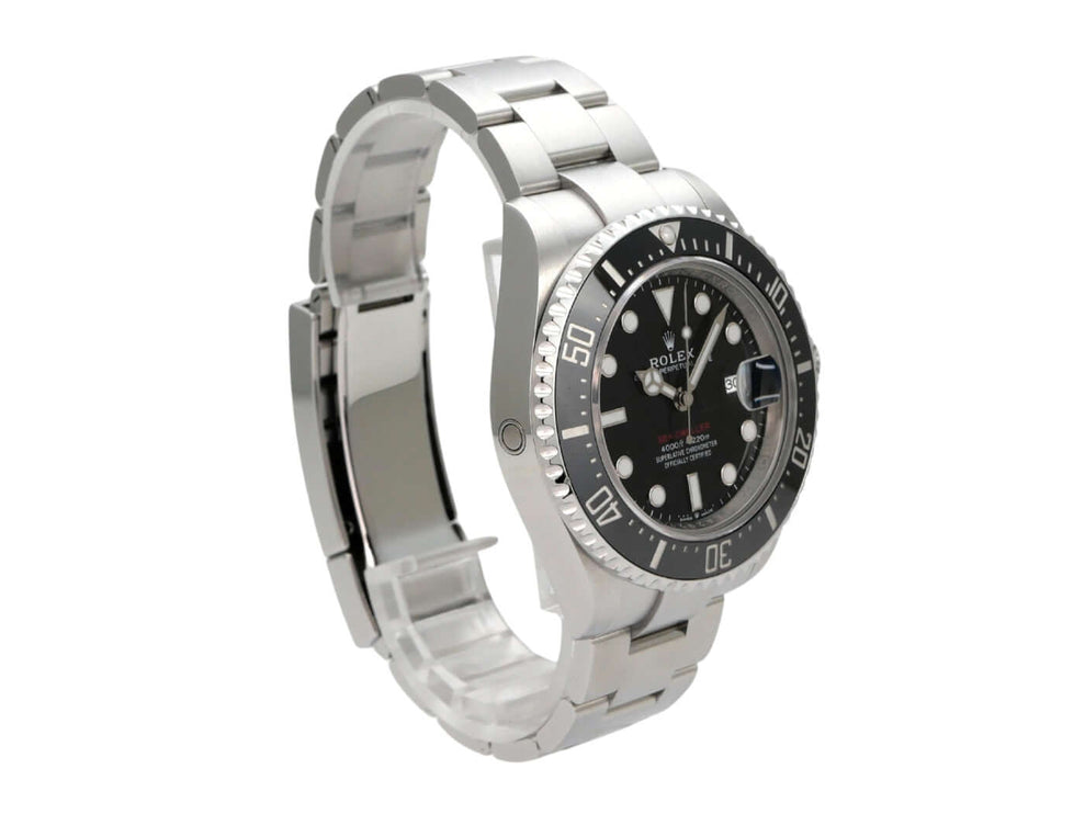 Rolex Sea-Dweller Ref. 126600 mit schwarzem Zifferblatt und Edelstahlarmband, perfekt für Taucher.