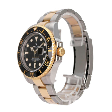Rolex Sea-Dweller 4000 Ref. 126603 aus 2020 mit Edelstahl- und Gelbgoldgehäuse, schwarzem Zifferblatt, und Keramikunze.