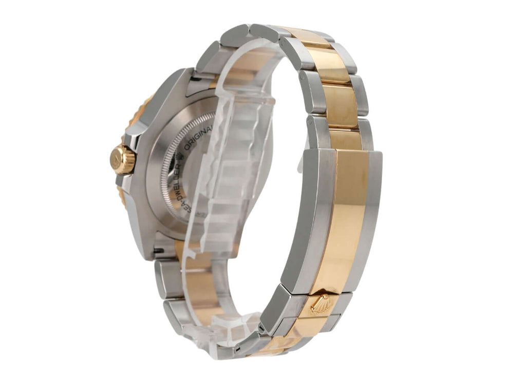 Rolex Sea-Dweller 4000 Ref. 126603, detailansicht des Gehäuses und Armbands aus Edelstahl und Gelbgold.