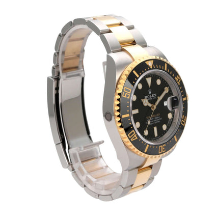 Rolex Sea-Dweller 4000 Ref. 126603 mit Edelstahl- und Gelbgold-Gehäuse, schwarzem Zifferblatt und Keramiklünette.